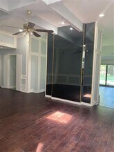 6005 Black Berry Ln in Dallas, TX - Building Photo - Building Photo