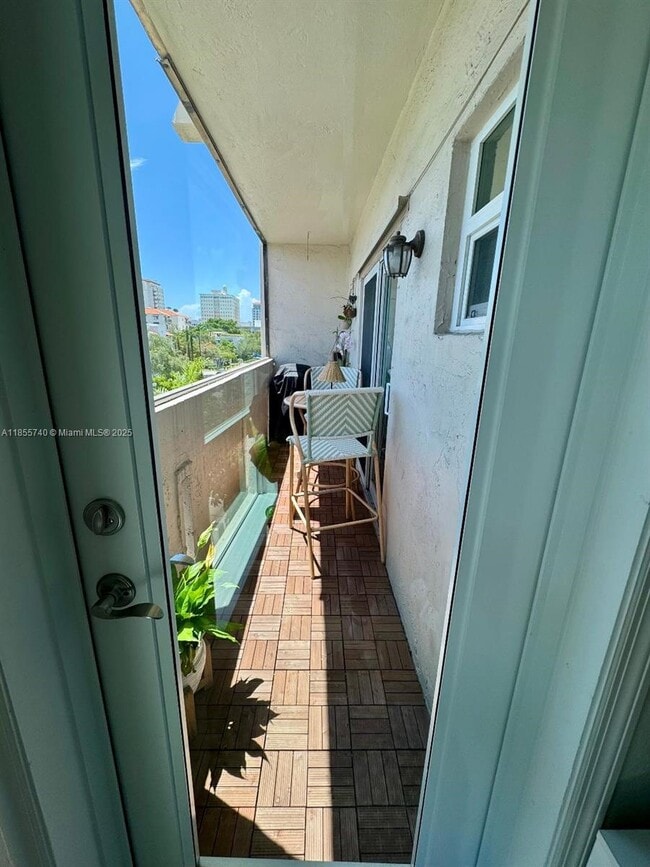 property at 1650 S Le Jeune Rd