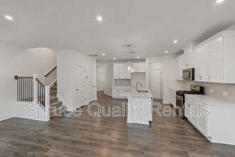 4004 Upshur Ct in Cary, NC - Building Photo - Building Photo