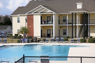 Northwind Apartments in Valdosta, GA - Foto de edificio - Building Photo
