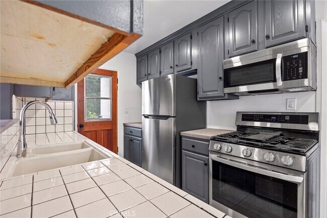 5183 Inglewood Blvd in Culver City, CA - Building Photo - Building Photo