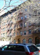 161 E 89th St in New York, NY - Building Photo - Building Photo