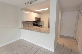 4550 NW 9th St in Miami, FL - Building Photo - Building Photo