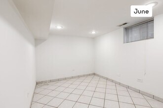 1426 N Greenview Ave-Unit -D in Chicago, IL - Building Photo - Building Photo