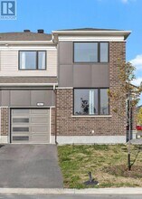 165 Yearling Cir in Ottawa, ON - Building Photo - Building Photo