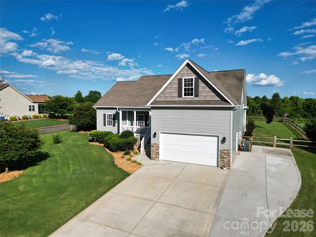 141 Logan Ridge Dr in Statesville, NC - Building Photo - Building Photo