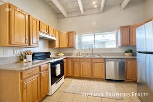 4840 Van Noord Ave, Unit 5 in Los Angeles, CA - Building Photo
