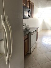 834 NW 82nd Ave in Plantation, FL - Building Photo - Building Photo