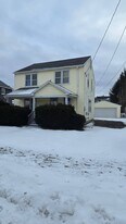 610 Dickson St in Endicott, NY - Building Photo