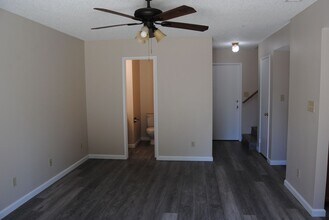 4620 Gorbett Ln in Bakersfield, CA - Building Photo - Building Photo