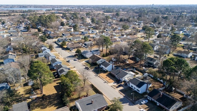 38 Sacramento Dr in Hampton, VA - Building Photo - Building Photo