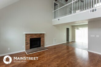 8721 Kirkley Glen Ln in Charlotte, NC - Foto de edificio - Building Photo