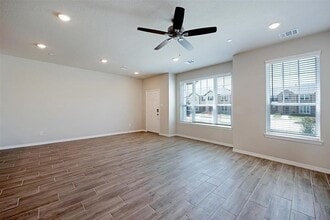 8040 Scanlan Trl in Sienna, TX - Building Photo - Building Photo