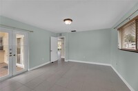 8962 SW 52nd Pl in Cooper City, FL - Foto de edificio - Building Photo