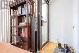 693 Euclid Ave in Toronto, ON - Building Photo - Building Photo