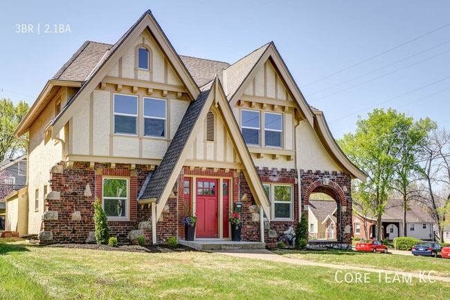 401 E Gregory Blvd in Kansas City, MO - Building Photo - Building Photo