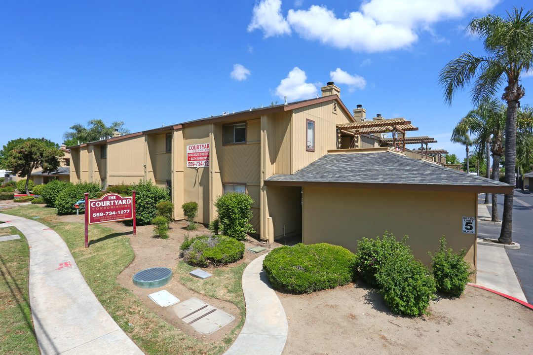 The Courtyard Condominiums Photo