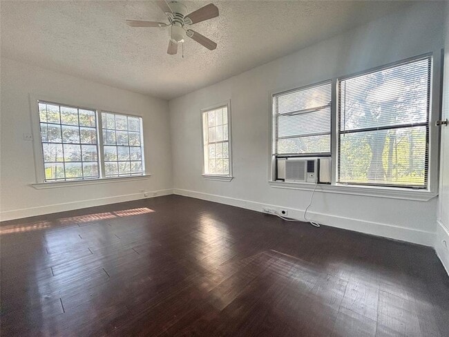 property at 3312 Oak Springs Dr