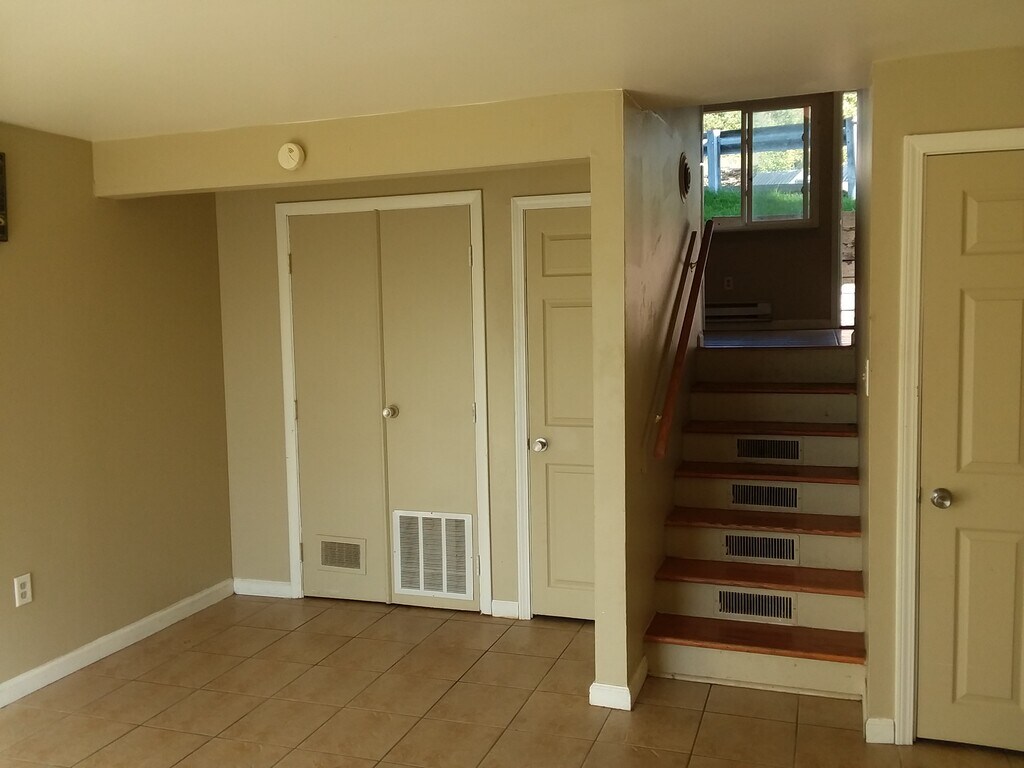 Hyman Hills Apartments in Sykesville, PA