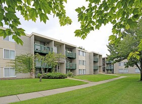 Fox Pointe Apartments