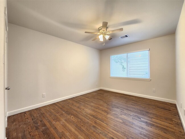 5603 Arboles Dr