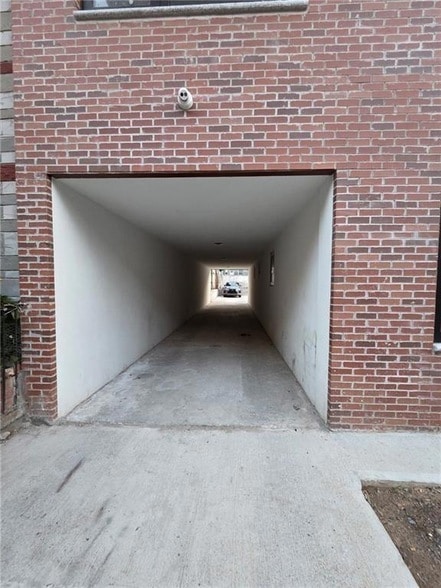 526 56th St, Unit 201 in Brooklyn, NY - Building Photo - Building Photo