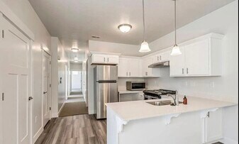 532 N 360 W in Vineyard, UT - Building Photo