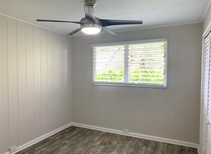 68-99-226 Au St in Waialua, HI - Building Photo - Building Photo