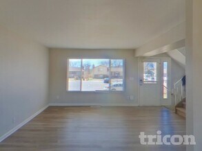 4080 Candea Ct, Unit F-66 in Colorado Springs, CO - Foto de edificio - Building Photo