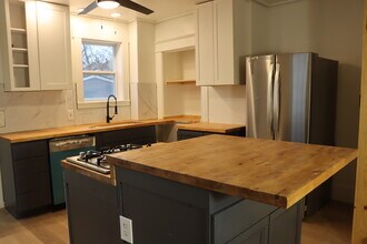 5209 Warren Ave in Cincinnati, OH - Building Photo - Building Photo