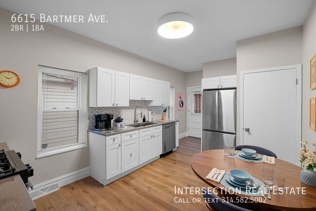 6615 Bartmer Ave in University City, MO - Building Photo - Building Photo