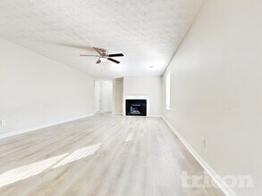 1681 Riverchase Cir NE in Conyers, GA - Foto de edificio - Building Photo