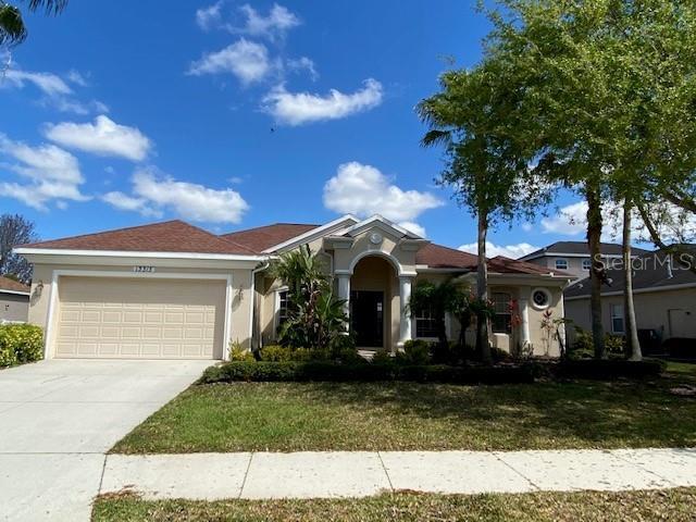 13315 Swallowtail Dr in Lakewood Ranch, FL - Building Photo