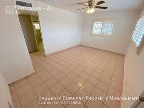 2117 Pittsburg Ave in El Paso, TX - Foto de edificio - Building Photo