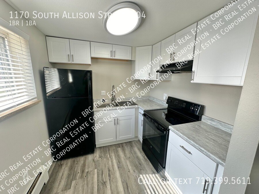 1170 S Allison St in Lakewood, CO - Building Photo