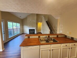 1624 Oak Trace Cir in Grayson, GA - Building Photo - Building Photo