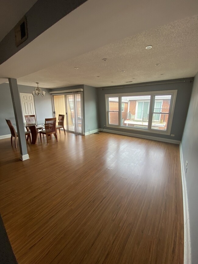 9708 Nottingham Ave in Chicago Ridge, IL - Building Photo - Building Photo