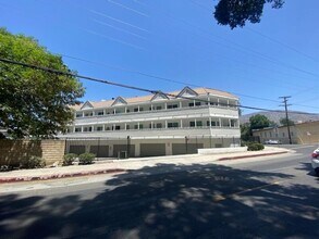 8603 Fenwick St in Los Angeles, CA - Building Photo - Building Photo