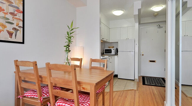 840 Broughton St in Vancouver, BC - Building Photo - Building Photo