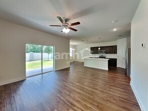 6054 Little Blf Cir in Mascotte, FL - Building Photo - Building Photo
