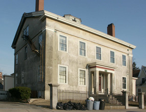 46 S 6th St in New Bedford, MA - Building Photo - Building Photo