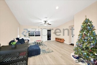 34142 Dianthus Ln in Lake Elsinore, CA - Building Photo - Building Photo