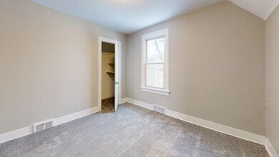 3448 Memphis Ave-Unit -Up Unit in Cleveland, OH - Building Photo - Building Photo