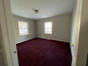 2960 Shady Ln in Charlotte, NC - Building Photo - Building Photo