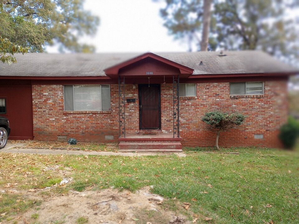 3646 N Southland Dr in Jackson, MS - Building Photo