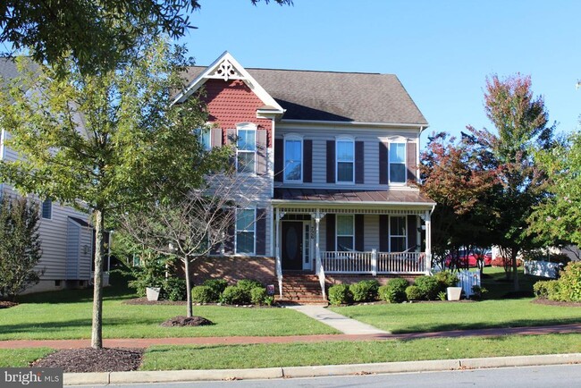 property at 726 Potomac View Pkwy