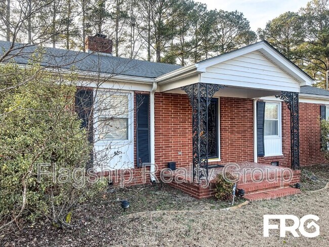 1801 E Azalea Dr in Goldsboro, NC - Building Photo - Building Photo
