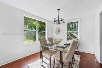 509 Flamingo Dr in West Palm Beach, FL - Building Photo - Building Photo