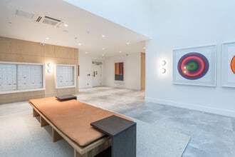 125 Albert St in Port Moody, BC - Building Photo - Building Photo