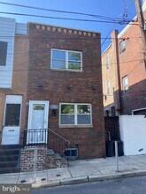 1040 Cantrell St in Philadelphia, PA - Building Photo - Building Photo